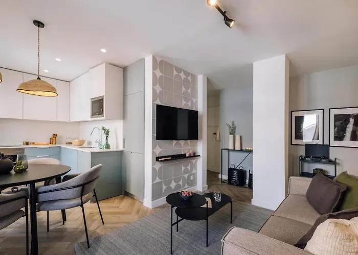Soconusco - 1 Bedroom And Balcony In Bairro Azul * Lisbon